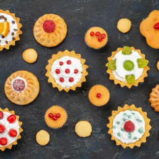 BISCUITS, CAKES & CRACKERS